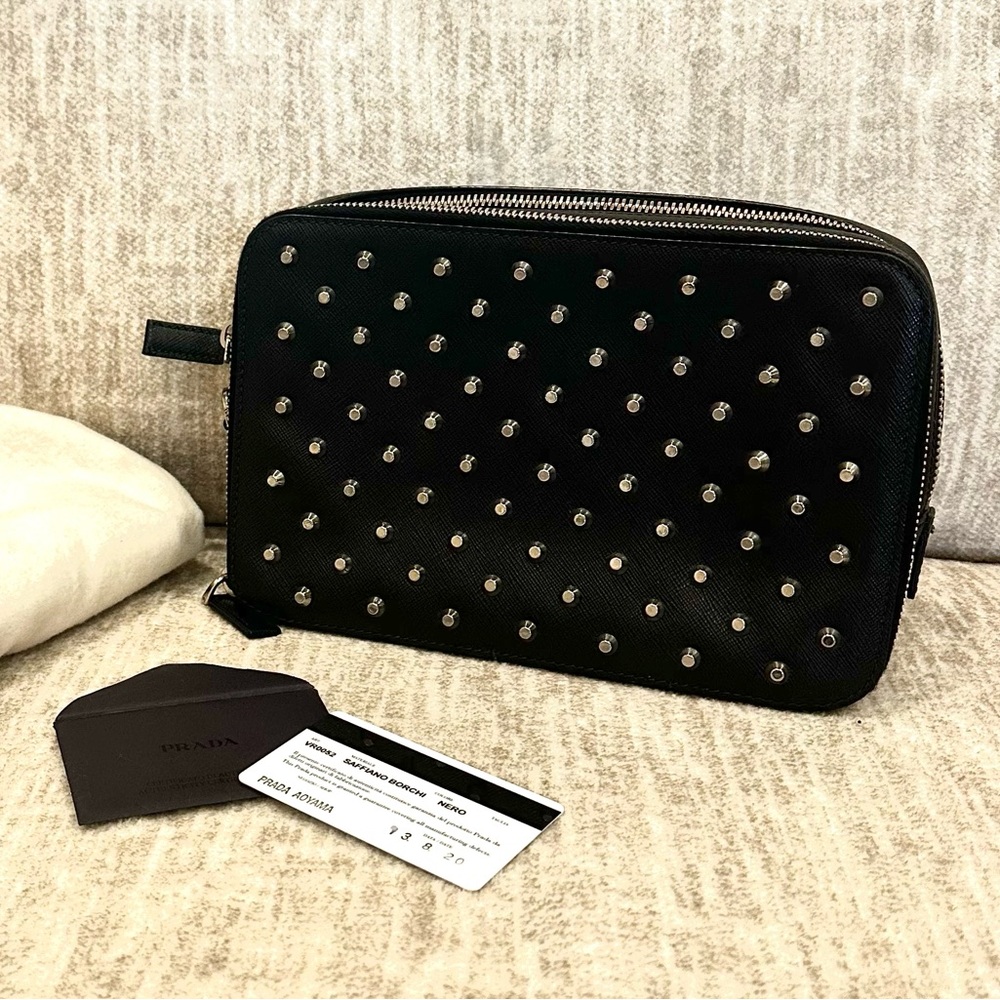✨💎PRADA💎✨Japan Exclusive Aoyama Saffiano Borchi Clutch/Organizer w/card